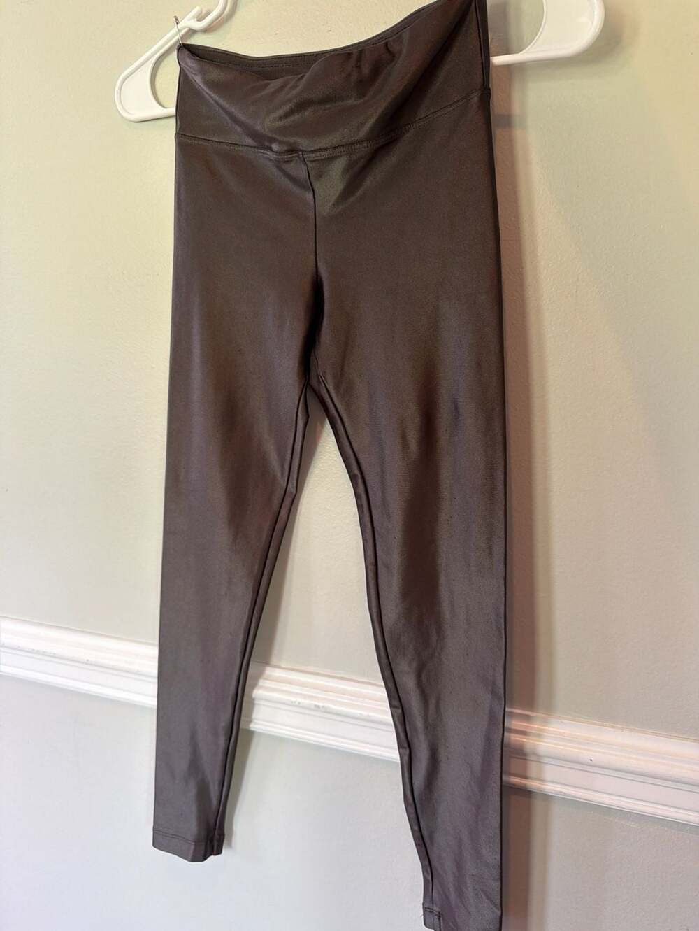 Koral Lustrous High Rise Leggings in Espresso Brown XS